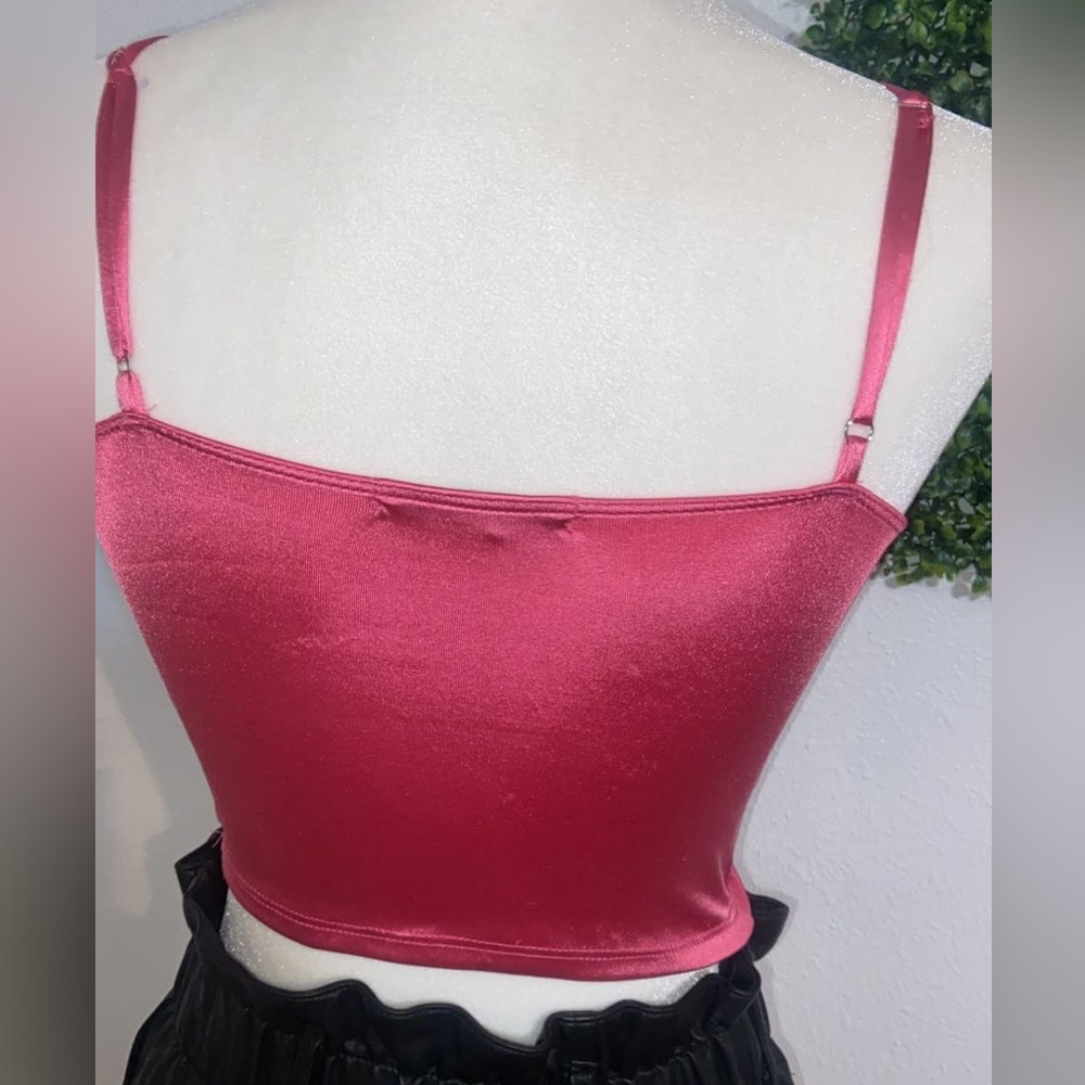 Pink top - Picture 2 of 2